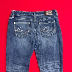 Express Stella Barely Boot Jeans Womens 8 Low Rise Medium Wash Denim Bootcut